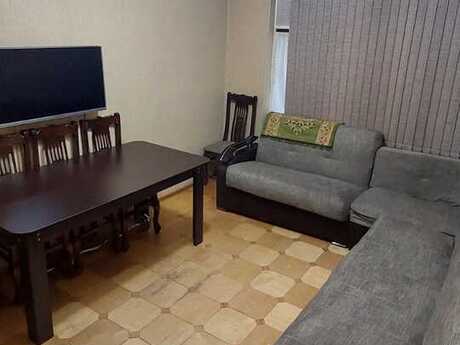 2 otaqlı köhnə tikili - Həzi Aslanov m. - 70 m²