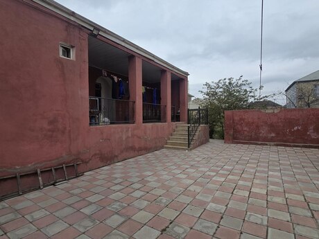 3 otaqlı həyət evi/bağ evi - Xırdalan - 135 m²