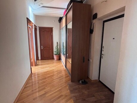 3 otaqlı mənzil, 126 m², İnşaatçılar: 339 000 ₼ 3
