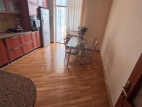 3 otaqlı mənzil, 126 m², İnşaatçılar: 339 000 ₼ 5
