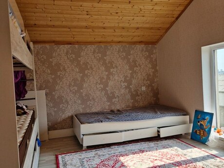 4 otaqlı həyət evi/bağ evi - Xocəsən q. - 170 m²