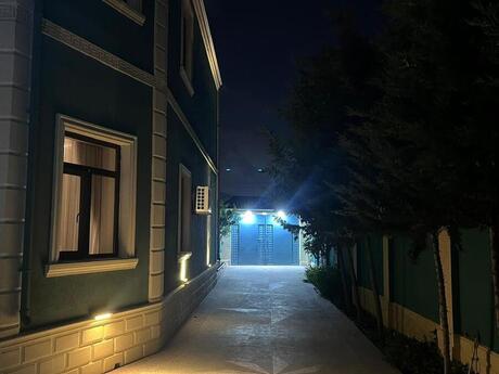 5 otaqlı həyət evi/bağ evi - Mərdəkan q. - 300 m²