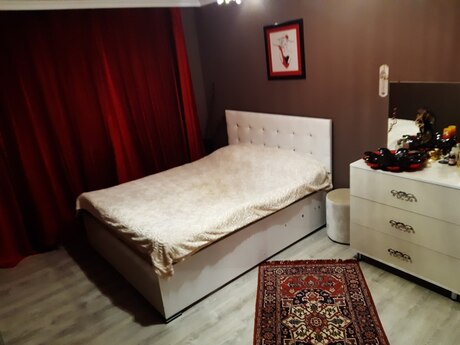 2 otaqlı köhnə tikili - Avtovağzal m. - 59 m²