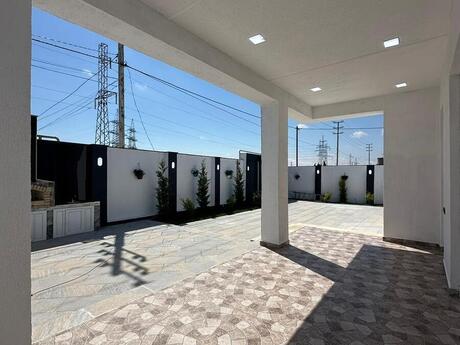 4 otaqlı həyət evi/bağ evi - Şüvəlan q. - 160 m²