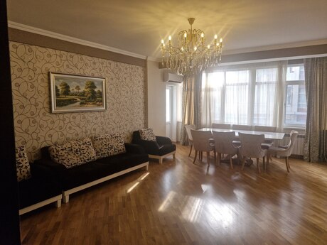 3 otaqlı yeni tikili - Qara Qarayev m. - 150 m²