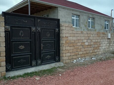 3 otaqlı həyət evi/bağ evi - Aşağı Güzdək q. - 110 m²