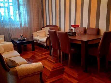 3 otaqlı köhnə tikili - Biləcəri q. - 53 m²