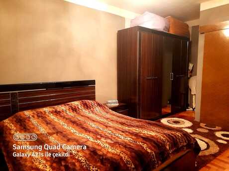 3 otaqlı köhnə tikili - Biləcəri q. - 53 m²