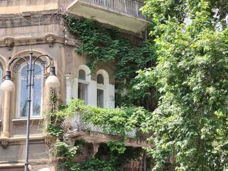 2 otaqlı köhnə tikili - 28 May m. - 80 m²