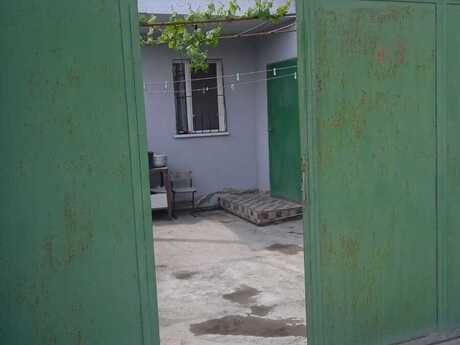 3 otaqlı həyət evi/bağ evi - Zabrat q. - 60 m²