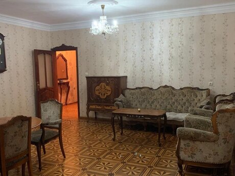 4 otaqlı köhnə tikili - Azadlıq Prospekti m. - 150 m²