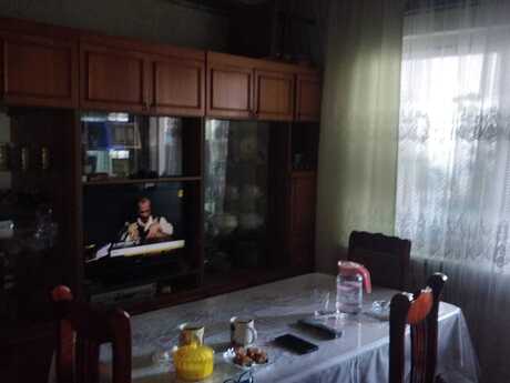 3 otaqlı köhnə tikili - Bakıxanov q. - 75 m²