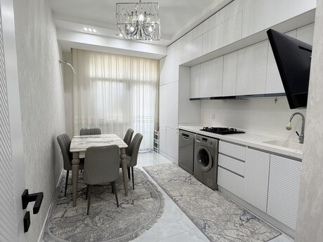 3-комн. новостройка - м. 20 января - 91 м²