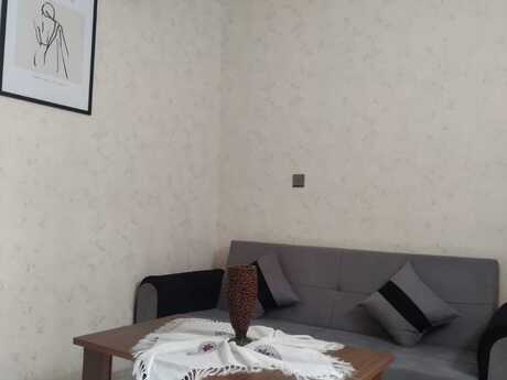 2 otaqlı köhnə tikili - Bayıl q. - 39 m²