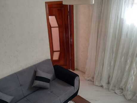 2 otaqlı köhnə tikili - Bayıl q. - 39 m²