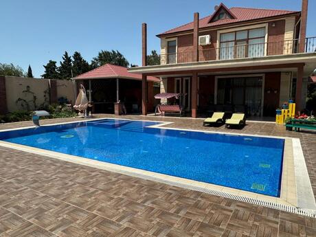 5 otaqlı həyət evi/bağ evi - Şüvəlan q. - 320 m²