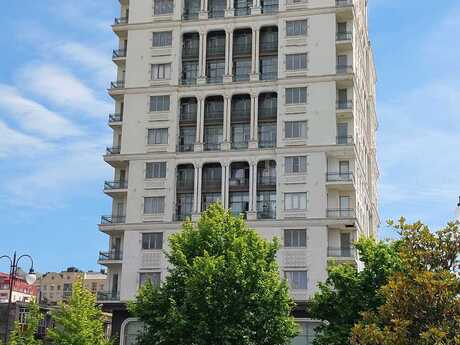 4 otaqlı yeni tikili - Nizami m. - 250 m²