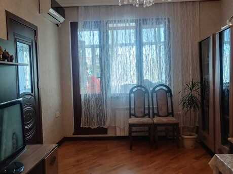 2 otaqlı köhnə tikili - 7-ci mikrorayon q. - 50 m²