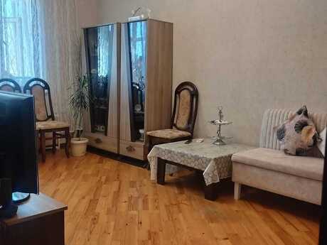 2 otaqlı köhnə tikili - 7-ci mikrorayon q. - 50 m²