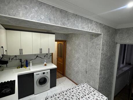 3 otaqlı köhnə tikili - Azadlıq Prospekti m. - 80 m²