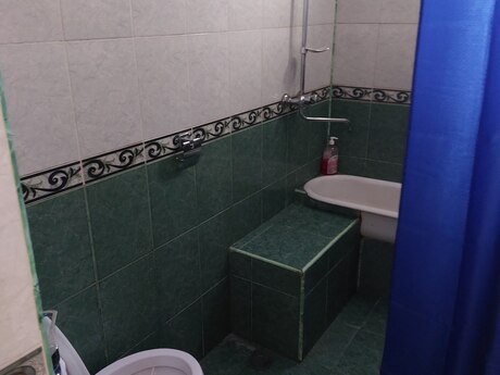 3 otaqlı həyət evi/bağ evi - Şüvəlan q. - 75 m²