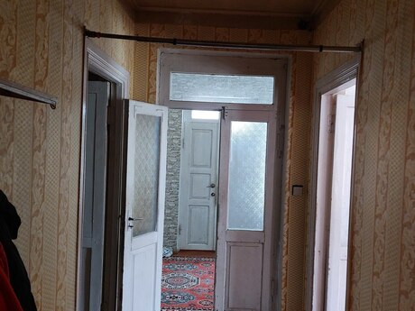 3 otaqlı həyət evi/bağ evi - Şüvəlan q. - 75 m²