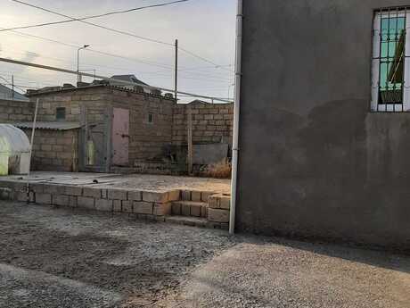4 otaqlı həyət evi/bağ evi - Hökməli q. - 100 m²