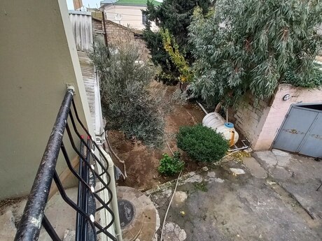 4 otaqlı həyət evi/bağ evi - Xəzər r. - 140 m²