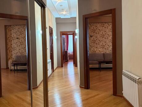 3 otaqlı yeni tikili - Elmlər Akademiyası m. - 130 m²