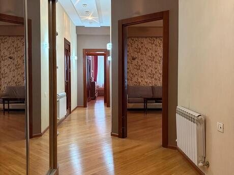 3 otaqlı yeni tikili - Elmlər Akademiyası m. - 130 m²