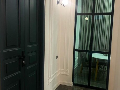 3 otaqlı köhnə tikili - İçəri Şəhər m. - 100 m²