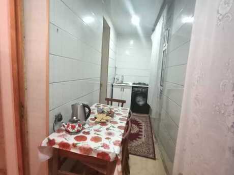 2 otaqlı köhnə tikili - Lökbatan q. - 32 m²