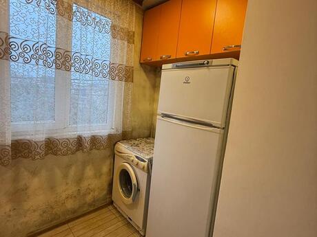 1 otaqlı köhnə tikili - Biləcəri q. - 34 m²