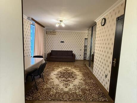 1 otaqlı köhnə tikili - Biləcəri q. - 34 m²