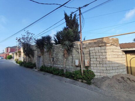 3 otaqlı həyət evi/bağ evi - Şüvəlan q. - 200 m²