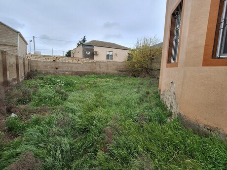 8 otaqlı həyət evi/bağ evi - Hökməli q. - 300 m²