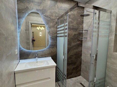 3 otaqlı yeni tikili - 28 May m. - 125 m²