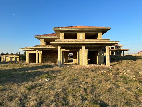 8 otaqlı həyət evi/bağ evi - Masazır q. - 350 m²