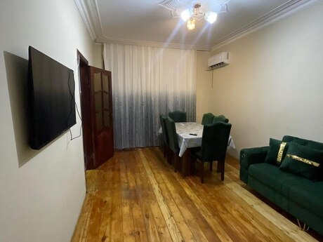 2 otaqlı köhnə tikili - Memar Əcəmi m. - 55 m²