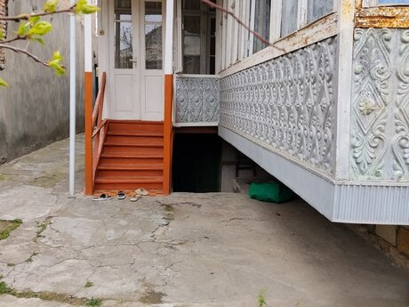 3 otaqlı həyət evi/bağ evi - Gəncə - 83 m²