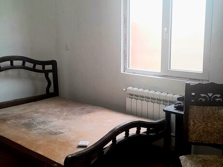 1 otaqlı həyət evi/bağ evi - Biləcəri q. - 40 m²