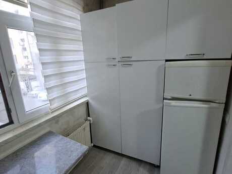 1-комн. вторичка - м. Иншаатчылар - 50 м²