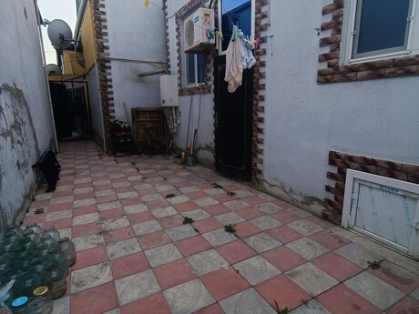 3 otaqlı həyət evi/bağ evi - Xırdalan - 78 m²