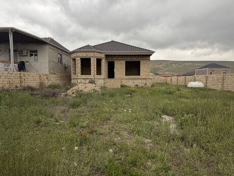 5 otaqlı həyət evi/bağ evi - Lökbatan q. - 140 m²