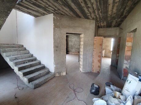 Həyət evi/Bağ evi - Mehdiabad q. - 180 m²