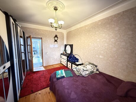 3 otaqlı köhnə tikili - Xalqlar Dostluğu m. - 75 m²