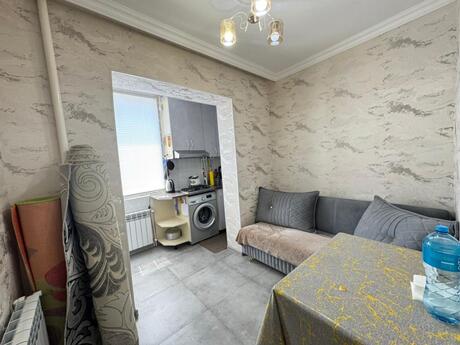 1 otaqlı köhnə tikili - Yeni Günəşli q. - 45 m²