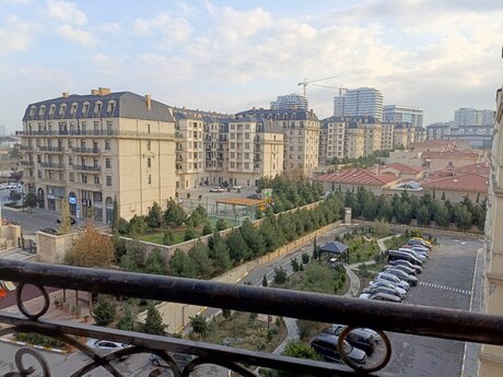 3 otaqlı yeni tikili - Şah İsmayıl Xətai m. - 100 m²