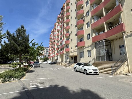 3-комн. новостройка - м. Ази Асланов - 118 м²