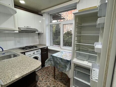 2 otaqlı köhnə tikili - Nəriman Nərimanov m. - 55 m²